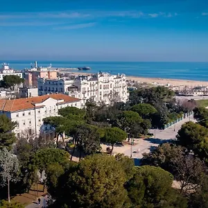 Residenza Parco Fellini **** Rimini