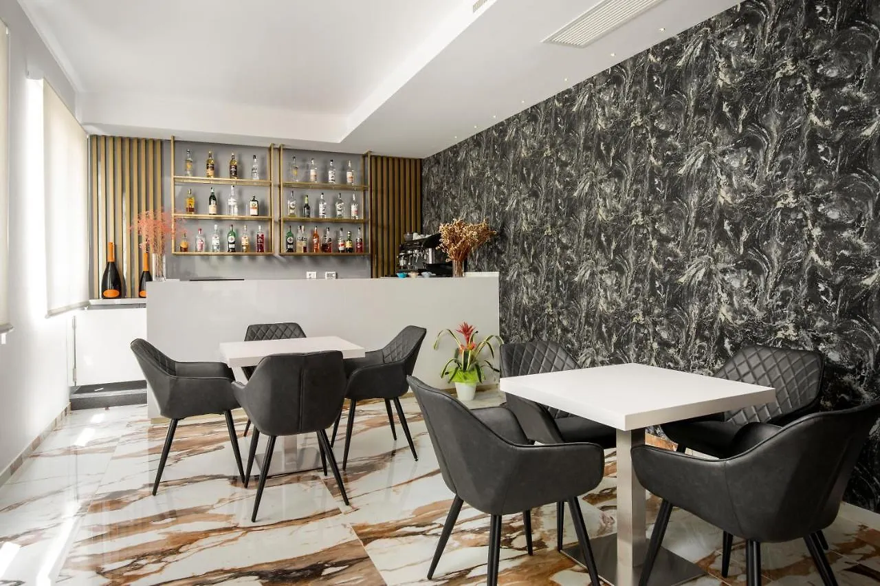 Hotel Cenisio Rimini