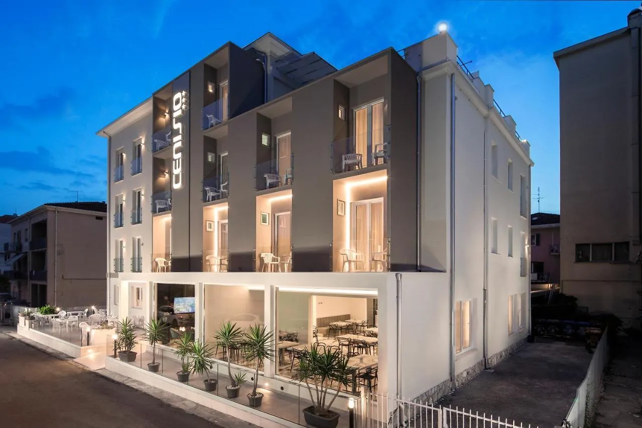 Hotel Cenisio Rimini 3*,