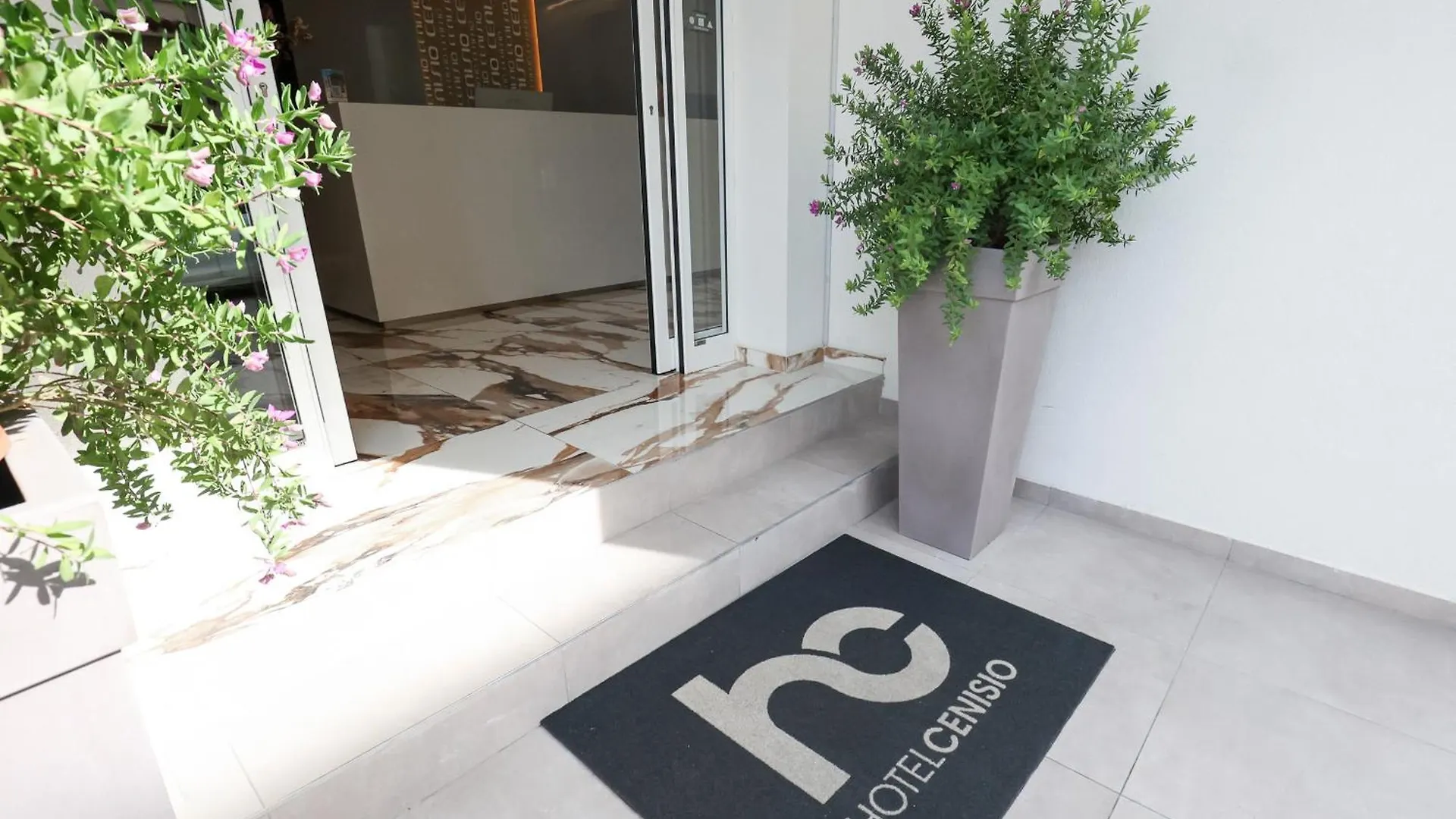 ***  Hotel Cenisio Rimini Italien